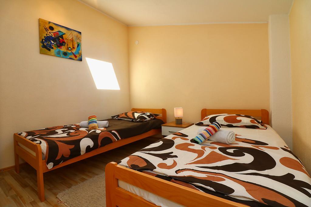 Apartment Antonio Jezera Exterior photo